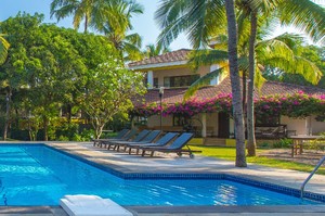Casa DelMar β Luxury villa for rent in Candolim